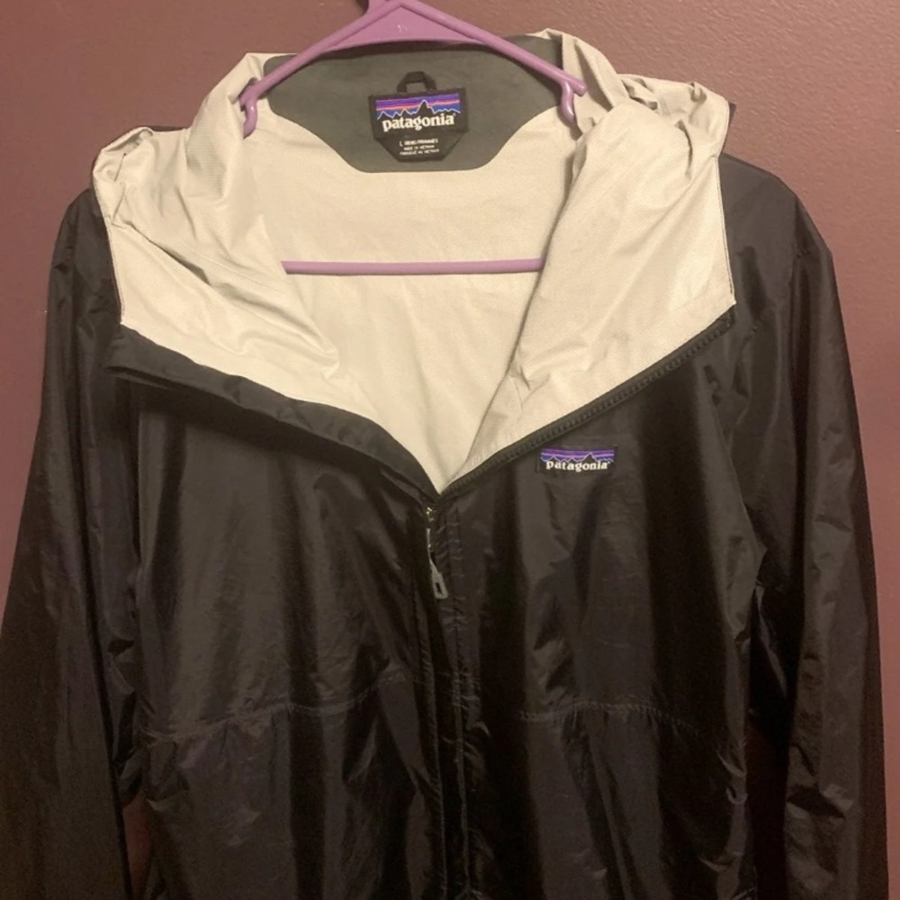 EUC Mens Patagonia Windbreaker